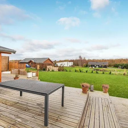 Dom wakacyjny Stunning In Sydals With Sauna Skovbyballe