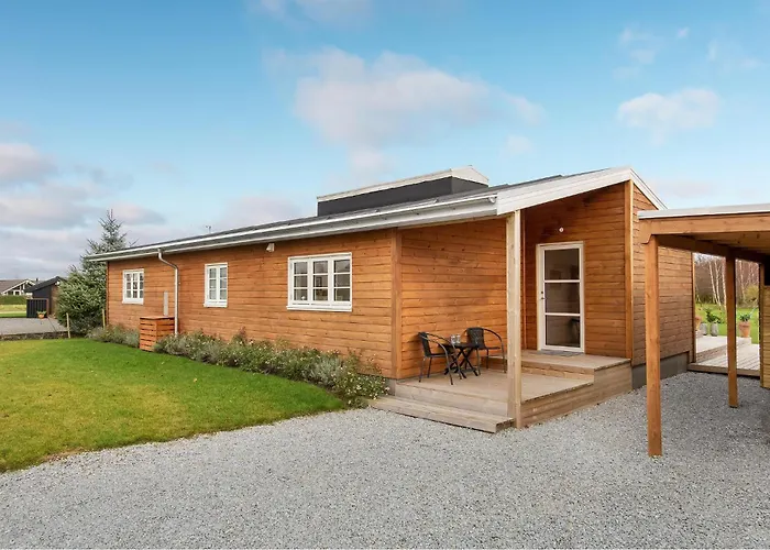 Dom wakacyjny Stunning In Sydals With Sauna *