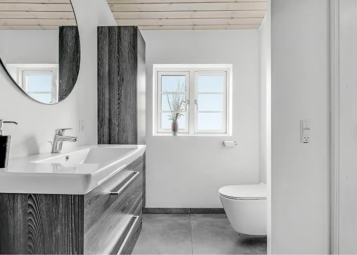 Dom wakacyjny Stunning In Sydals With Sauna